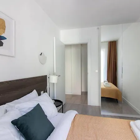 Fresh & Cozy 2br Flat W / Parking And Gym #48 דירה איסטמבול